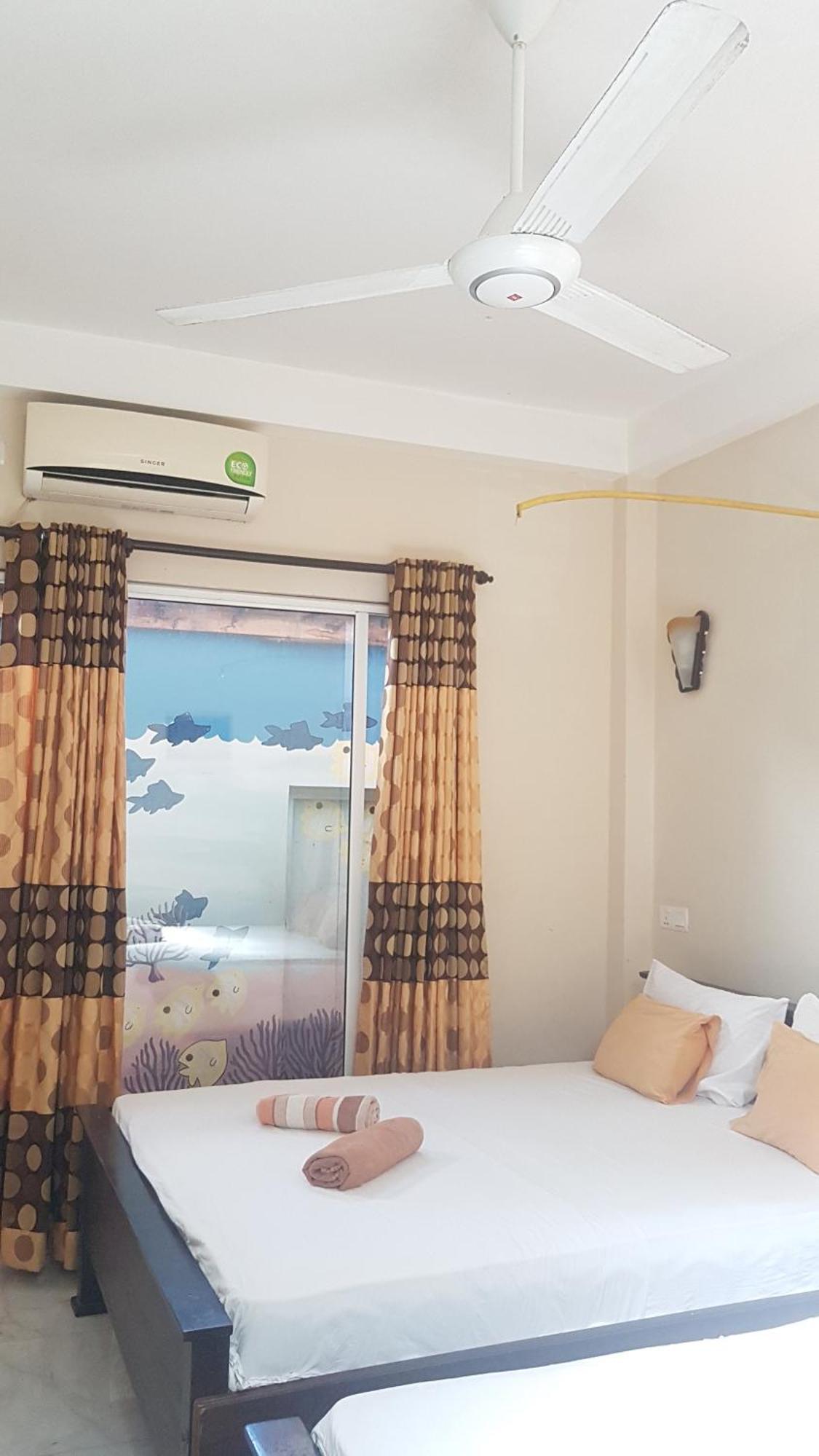 Pinki Nest Hotel Mirissa Bagian luar foto